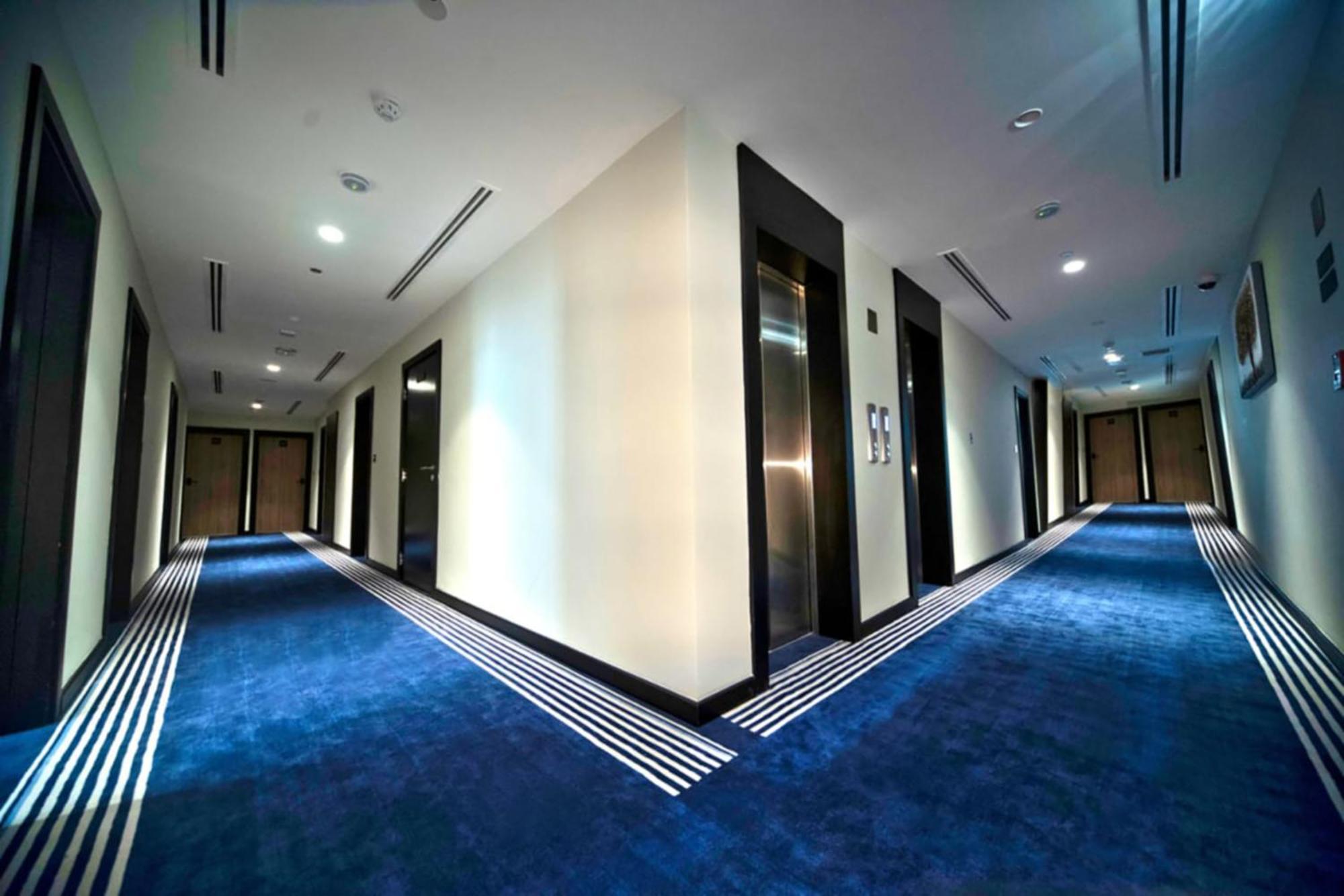 Kingsgate Canal Hotel By Millennium Dubaj Kültér fotó